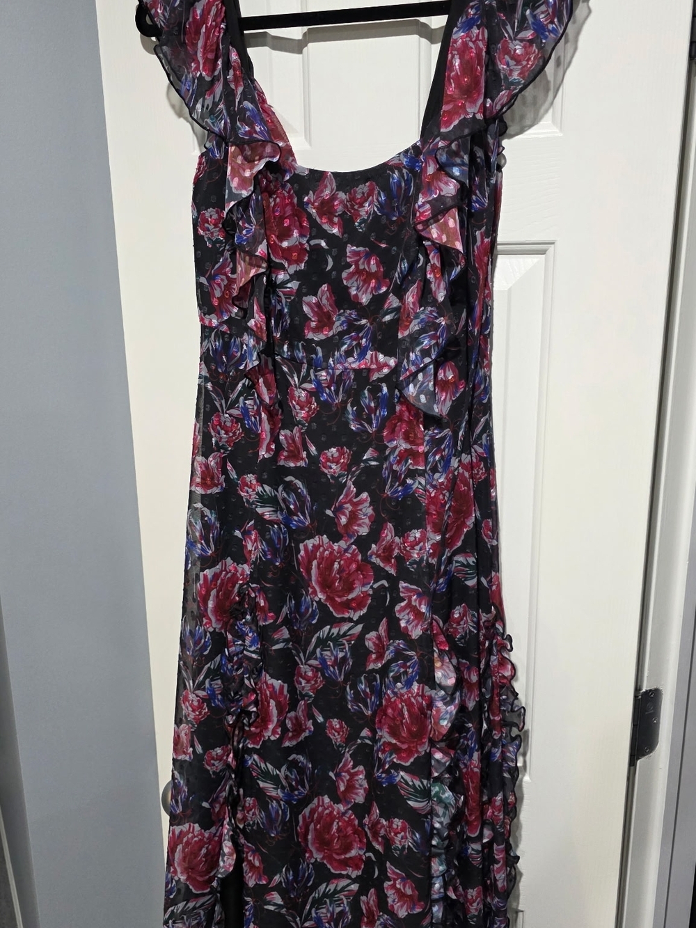 TALULAH Floral Midi Dress - Picture 3 of 7